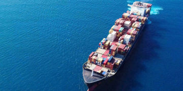 Commerce international : Les tarifs de fret maritime en pleine tempête menacent l&rsquo;inflation mondiale