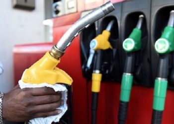 Baisse des prix du carburant au Niger : une action symbolique pour marquer l&rsquo;anniversaire du coup d&rsquo;État