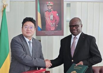 Coopération : la Chine octroie 17 milliards FCFA au Gabon en soutien développement