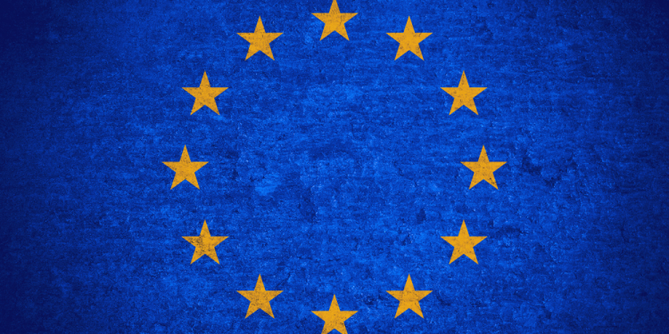 Visa Schengen 2025 : Les Pays Offrant un Traitement Rapide Malgré les Retards Estivaux