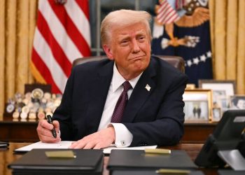 États-Unis : Donald Trump lance une nouvelle taxe mondiale de 10 %