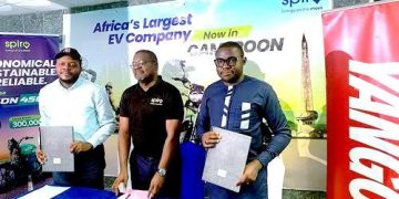 Cameroun : Spiro signe un accord pour 1 000 motos électriques avec Motozone