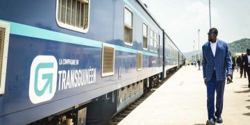 Guinée : Mamadi Doumbouya inaugure le train de voyageurs du Transguinéen